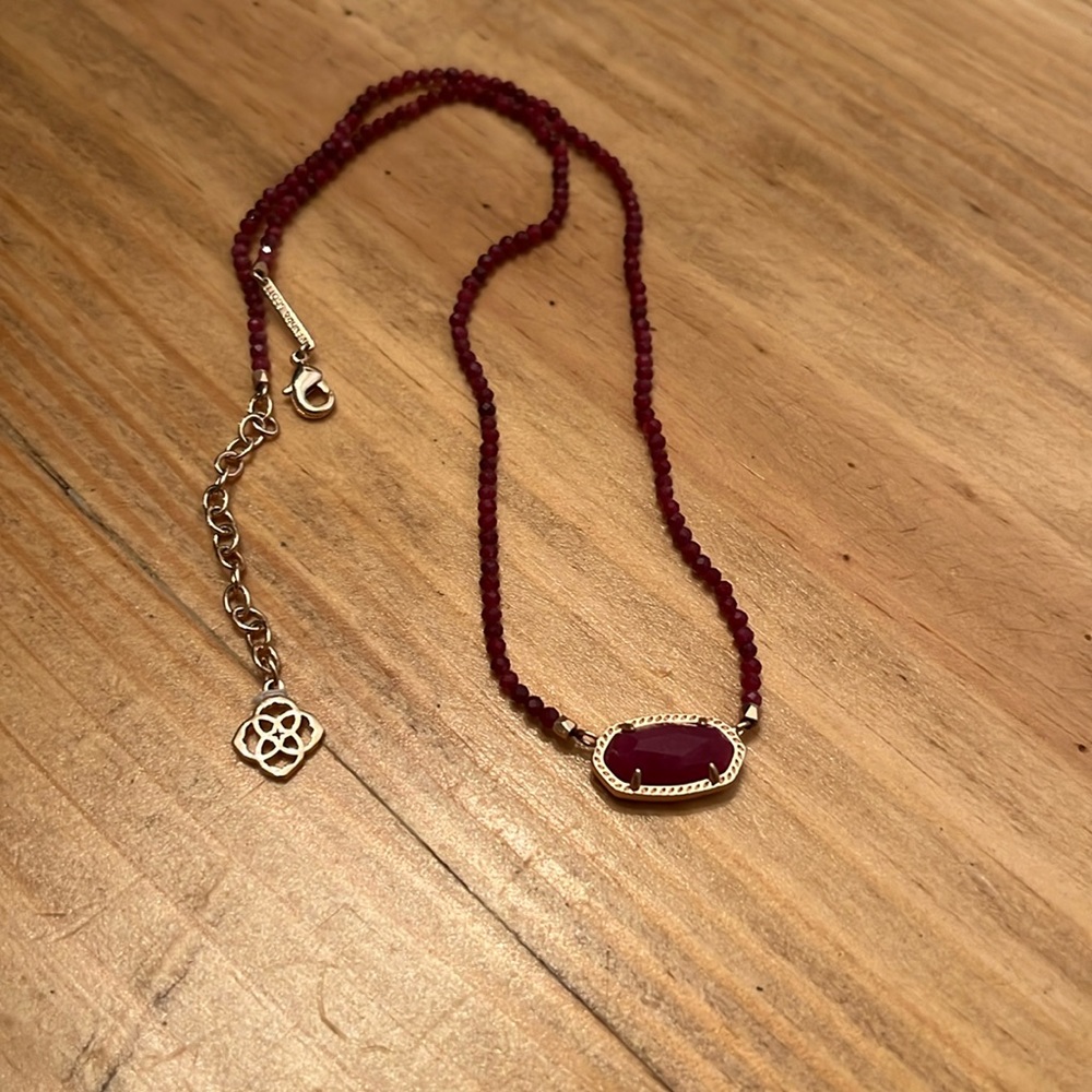 Maroon Kendra Scott necklace